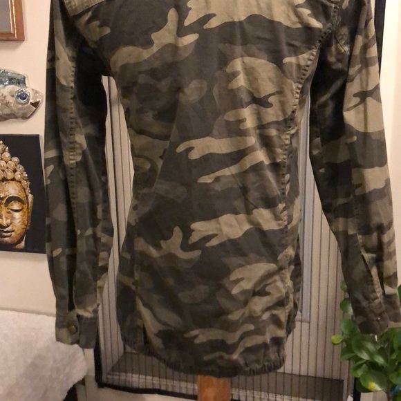 Parisienne Collection Army style coat - Picture 3 of 5